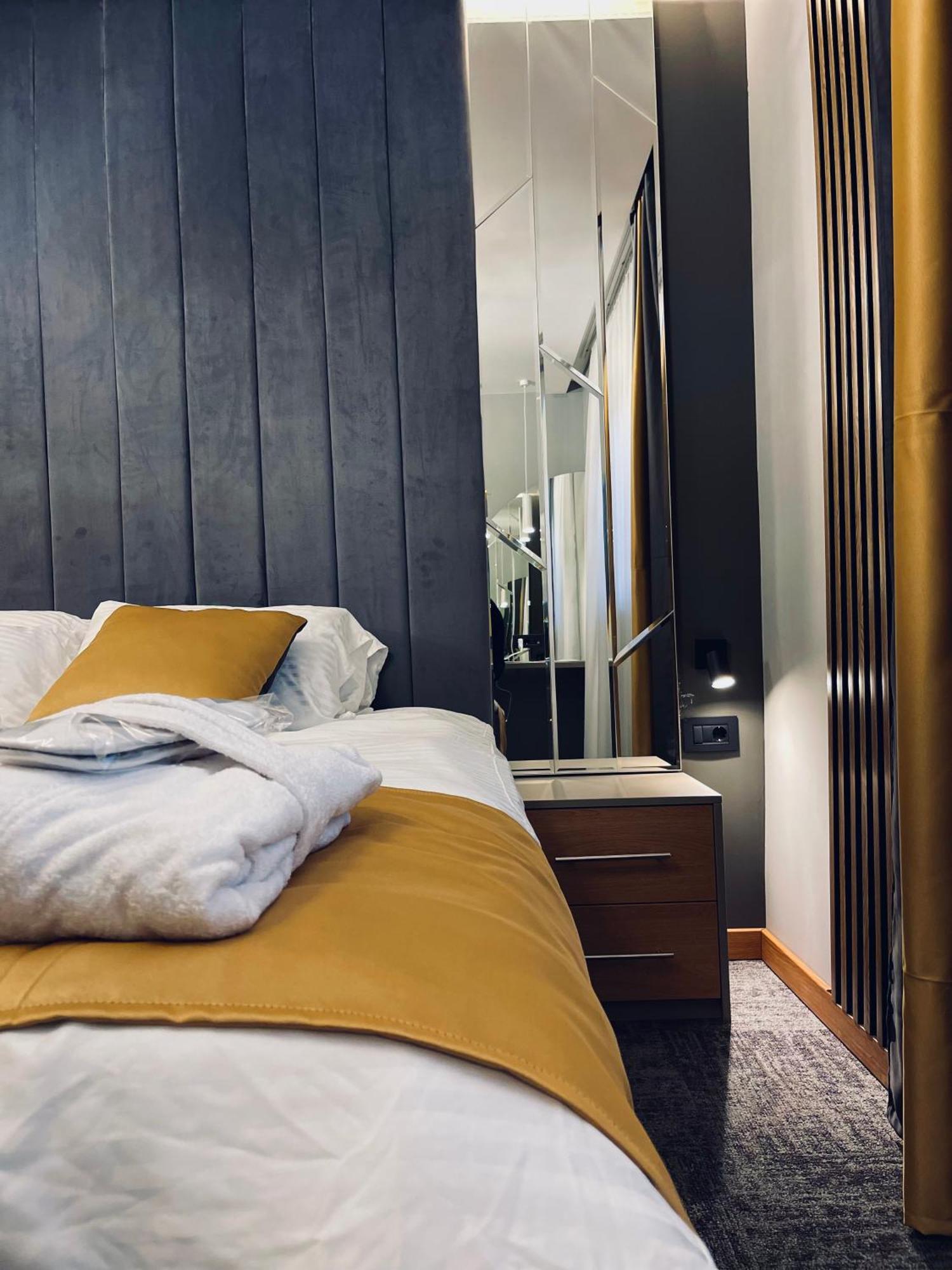Mozaik Apartments & Spa - Modern 4-Star Apartments With Exclusive Private Spa Wellness In The City Center - Sauna, Jacuzzi, Turkish Bath - Free Parking, Wi-Fi - Rooms & Apartments Ćuprija מראה חיצוני תמונה