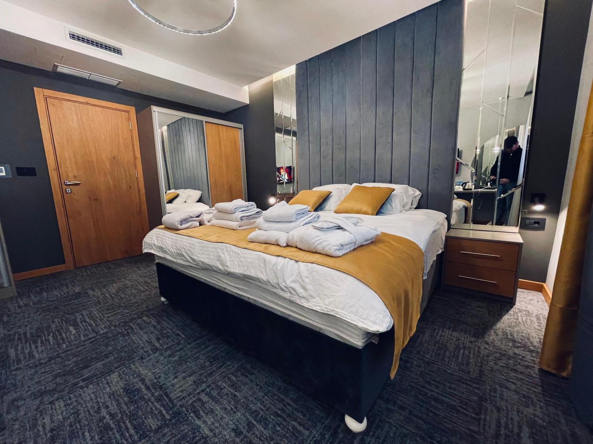 Mozaik Apartments & Spa - Modern 4-Star Apartments With Exclusive Private Spa Wellness In The City Center - Sauna, Jacuzzi, Turkish Bath - Free Parking, Wi-Fi - Rooms & Apartments Ćuprija מראה חיצוני תמונה