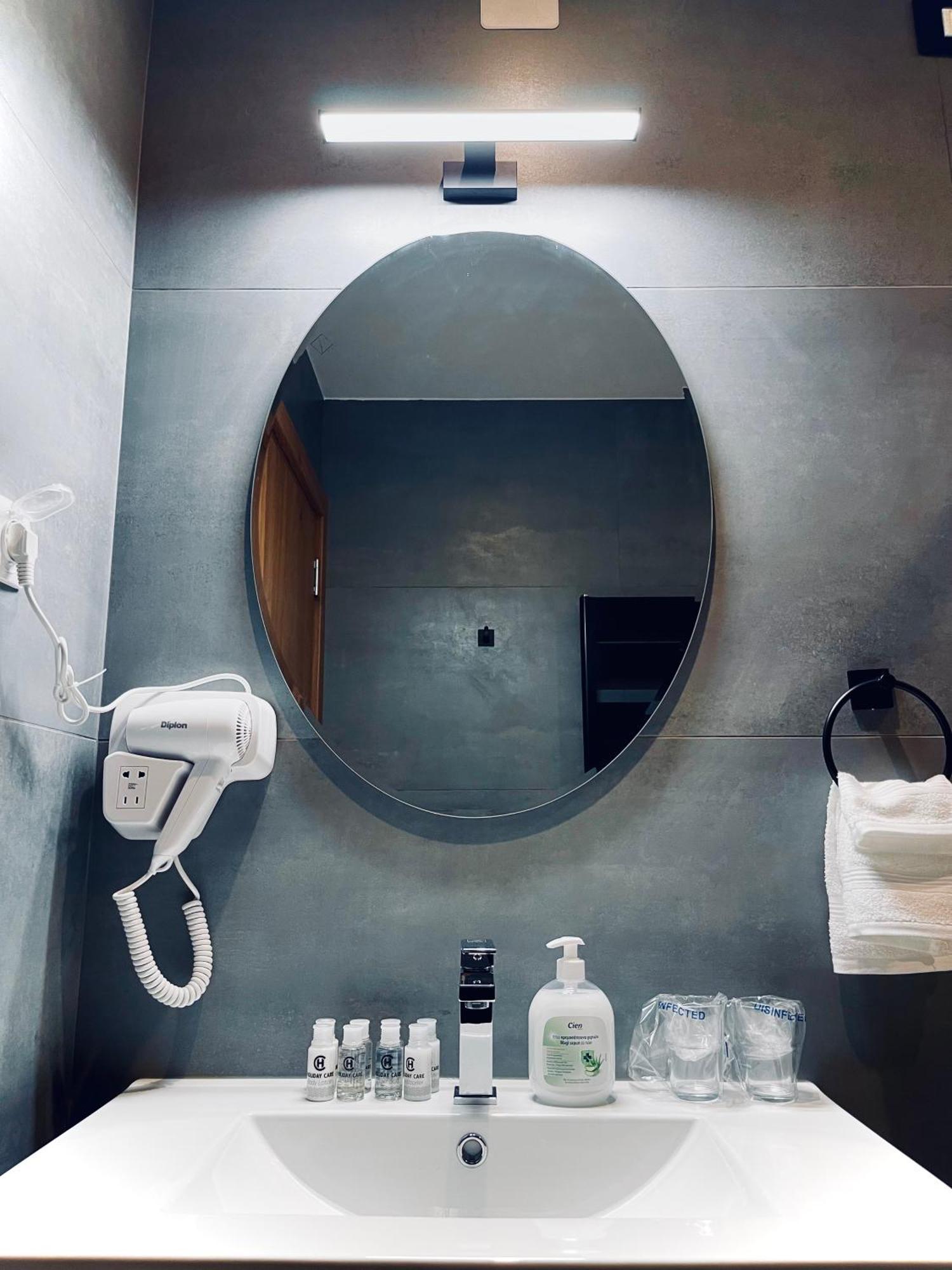 Mozaik Apartments & Spa - Modern 4-Star Apartments With Exclusive Private Spa Wellness In The City Center - Sauna, Jacuzzi, Turkish Bath - Free Parking, Wi-Fi - Rooms & Apartments Ćuprija מראה חיצוני תמונה