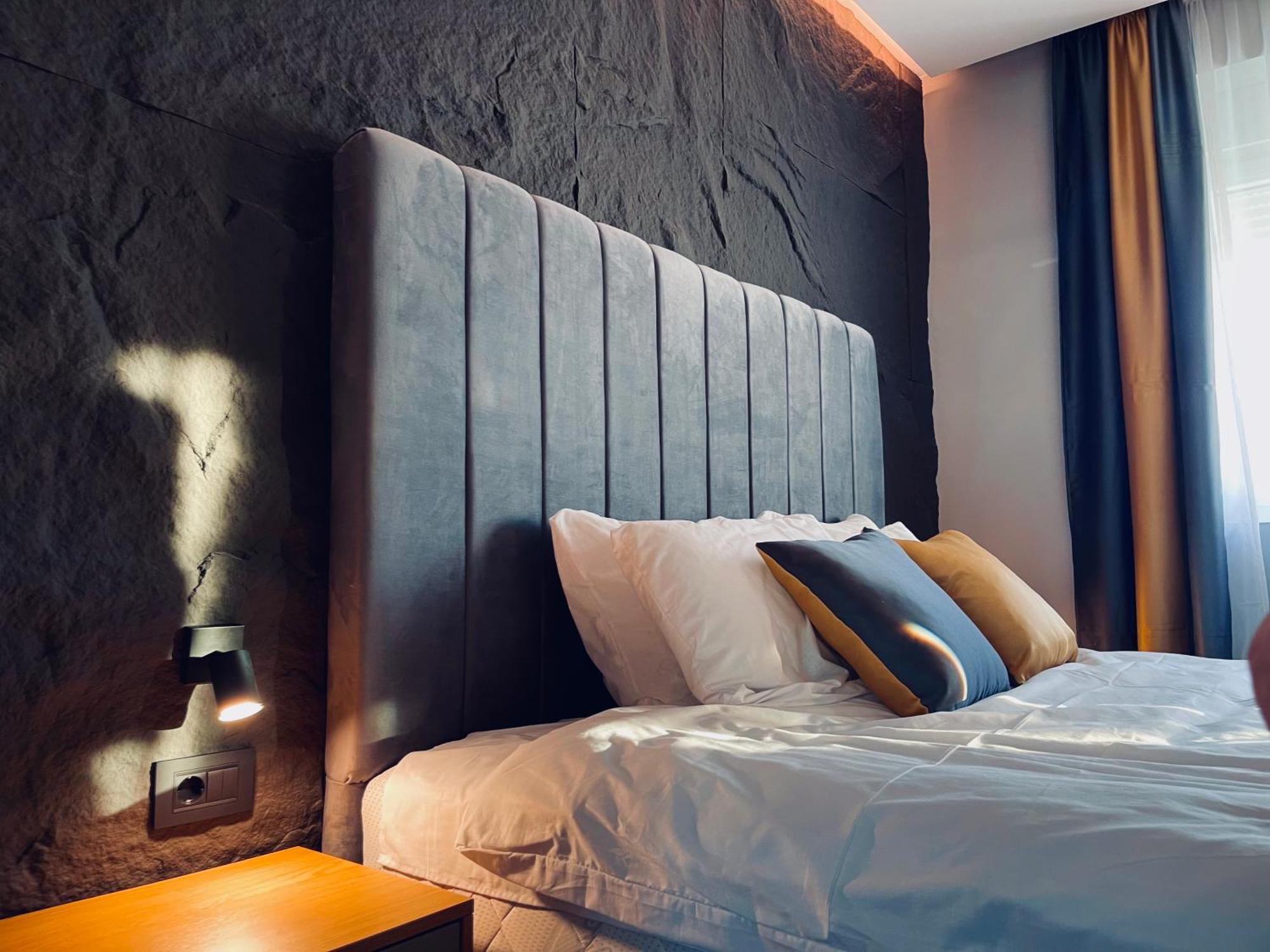 Mozaik Apartments & Spa - Modern 4-Star Apartments With Exclusive Private Spa Wellness In The City Center - Sauna, Jacuzzi, Turkish Bath - Free Parking, Wi-Fi - Rooms & Apartments Ćuprija מראה חיצוני תמונה
