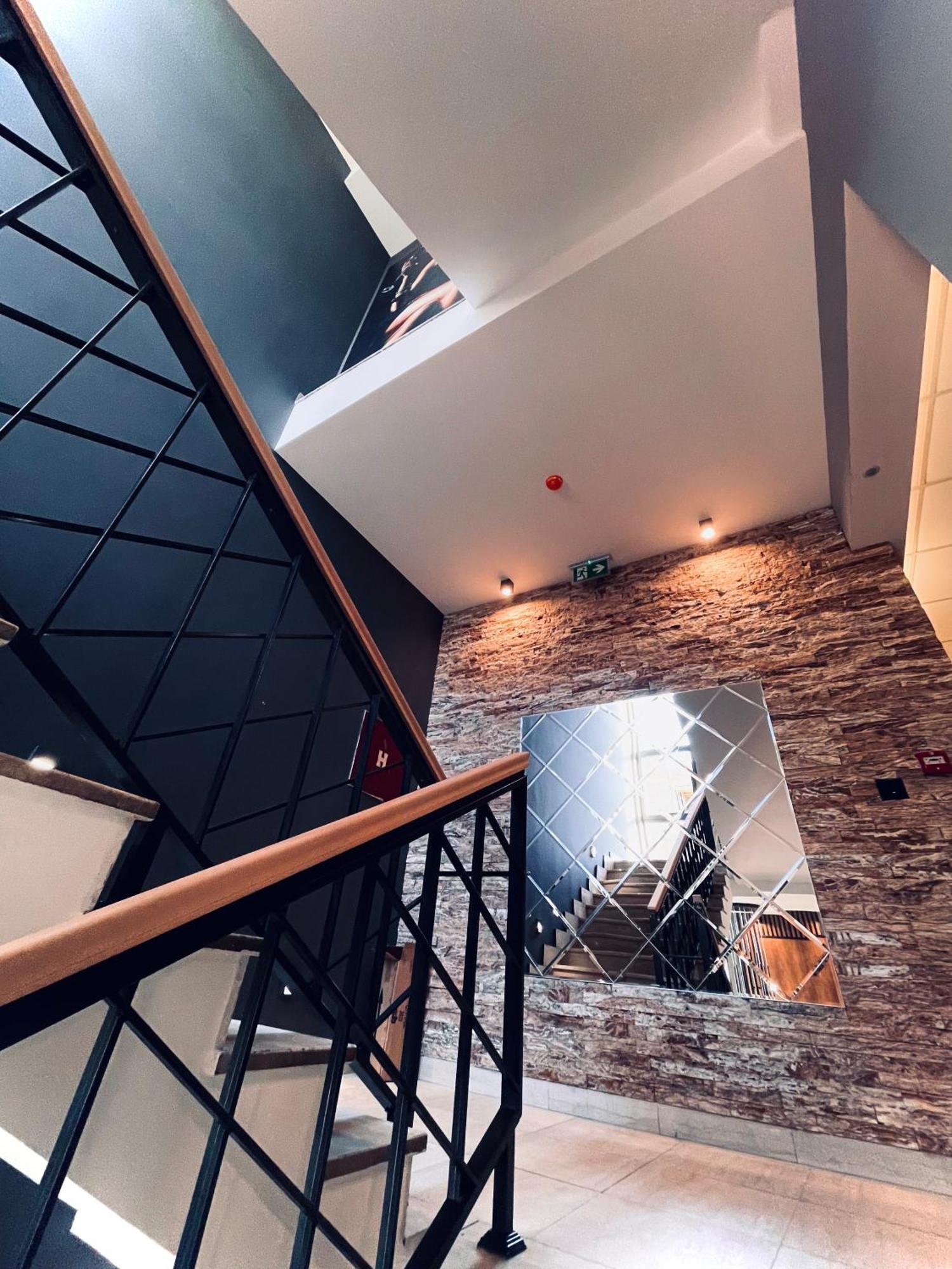 Mozaik Apartments & Spa - Modern 4-Star Apartments With Exclusive Private Spa Wellness In The City Center - Sauna, Jacuzzi, Turkish Bath - Free Parking, Wi-Fi - Rooms & Apartments Ćuprija מראה חיצוני תמונה